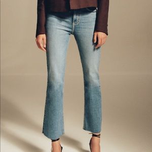Zara MID-RISE FLARED CROPPED JEANS